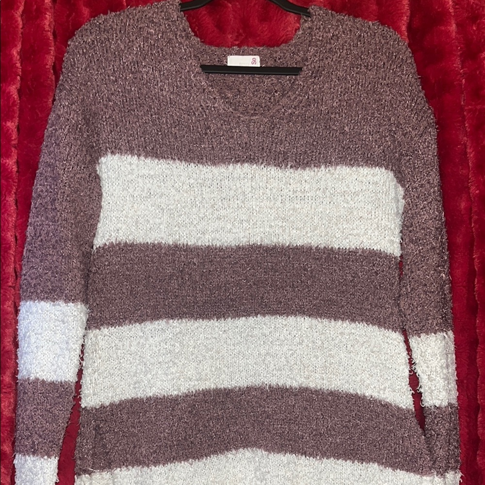 SO Women's Striped Sweater - Mauve and White
